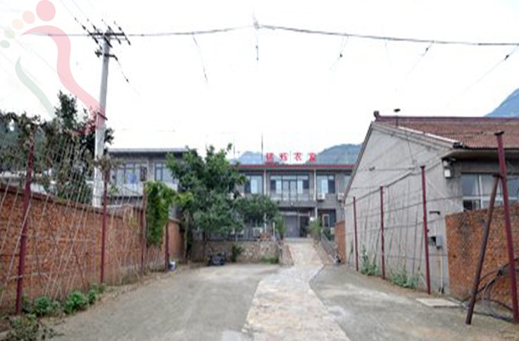 梨木台六月斋清真农家院·天津蓟州·玉龙滑雪场(天津市蓟州区)客房实拍第 2 张