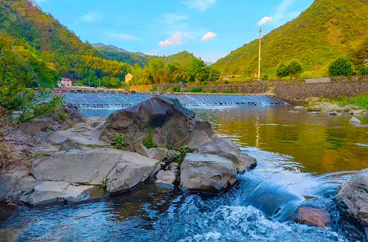 行侣民宿·杭州桐庐溪山·浙江桐庐·瑶琳仙境景区(浙江省杭州市桐庐县)客房实拍第 2 张